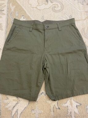 WP Weatherproof Men's Stretch Ripstop Trail Utility Shorts Green 36